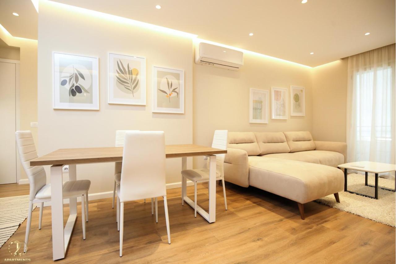 T2 City Apartments Vlore Luaran gambar