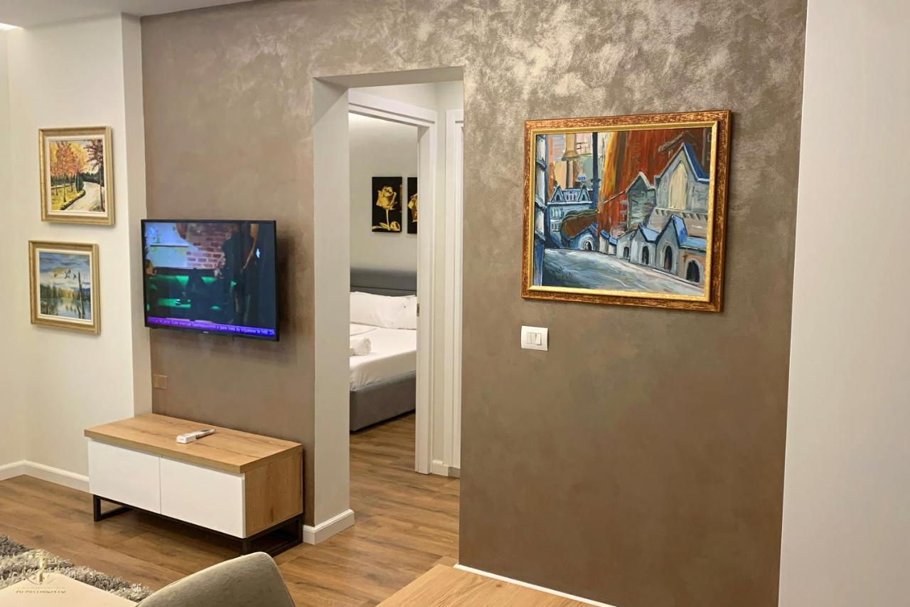 T2 City Apartments Vlore Luaran gambar